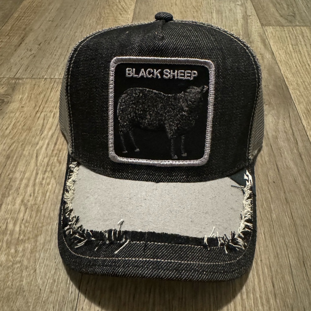 Goorin Bros Trucker Farm Silky Sheep